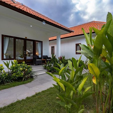 Nusa Indah Onai Hotel レンボンガン島 エクステリア 写真