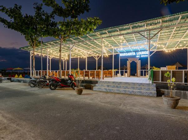 Nusa Indah Onai Hotel レンボンガン島 エクステリア 写真