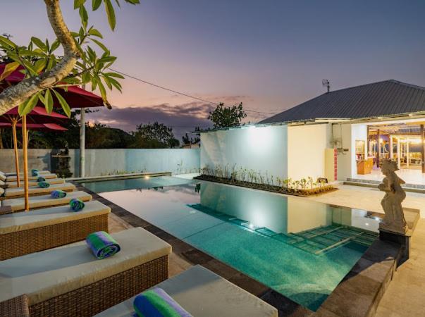 Nusa Indah Onai Hotel レンボンガン島 エクステリア 写真