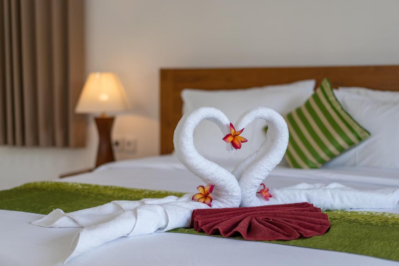 Nusa Indah Onai Hotel レンボンガン島 エクステリア 写真